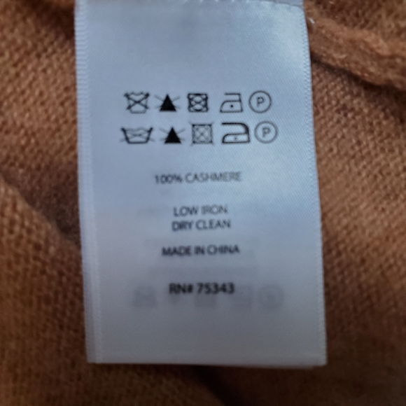 Rachel Zoe cashmere poncho - Picture 4 of 4